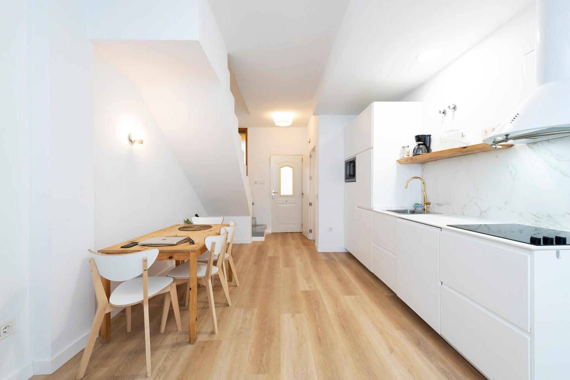 Duplex Victoria By Dossan Apartment Малага Екстериор снимка